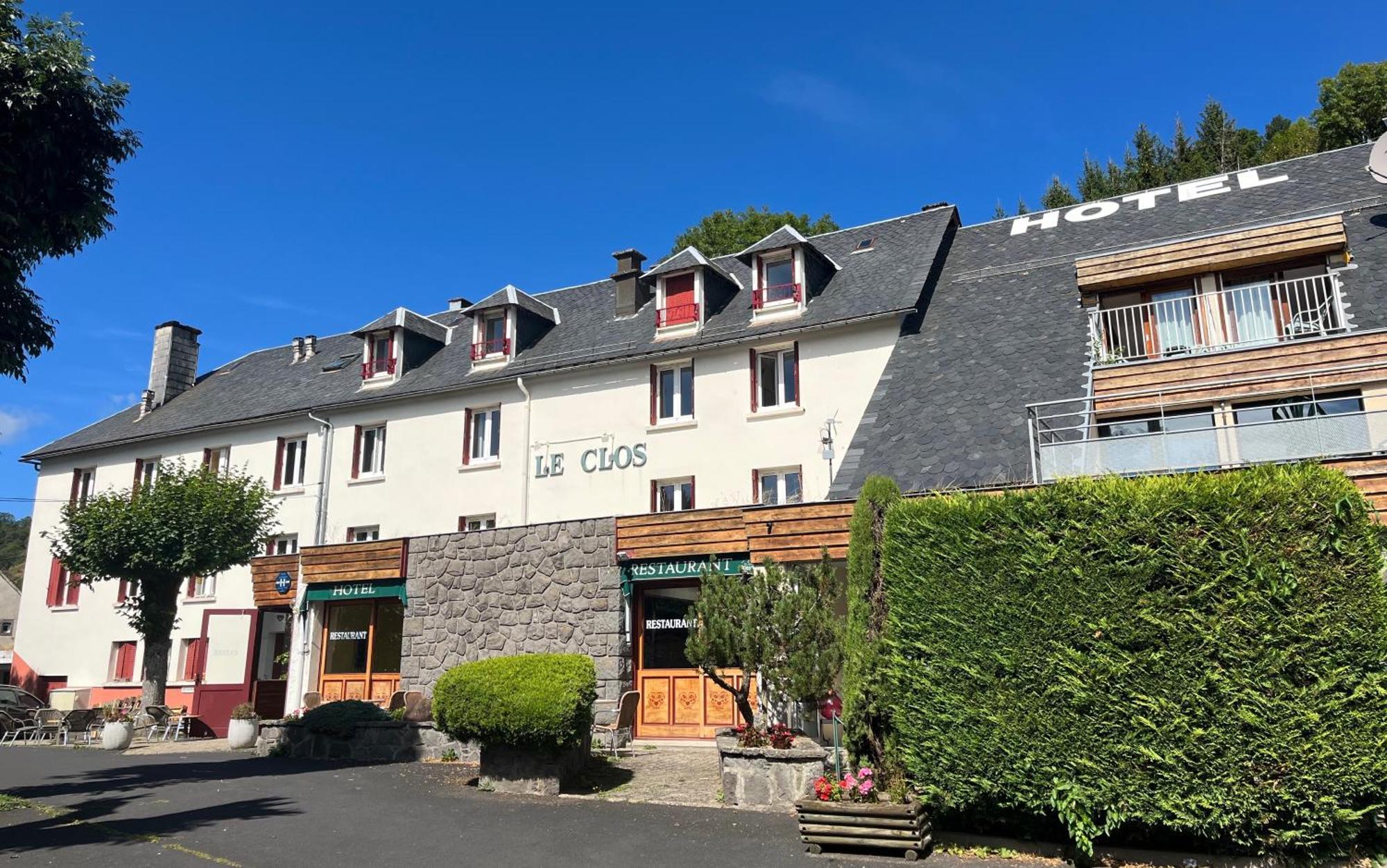 Hotel Restaurant Le Clos Besse-et-Saint-Anastaise Ngoại thất bức ảnh