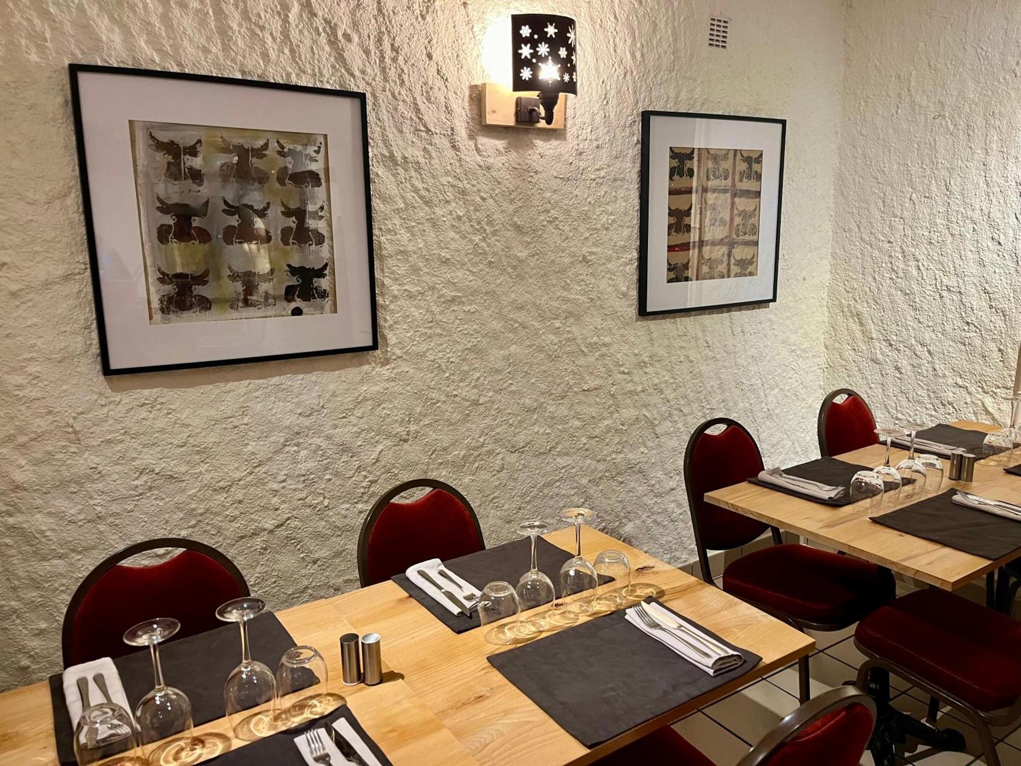 Hotel Restaurant Le Clos Besse-et-Saint-Anastaise Ngoại thất bức ảnh