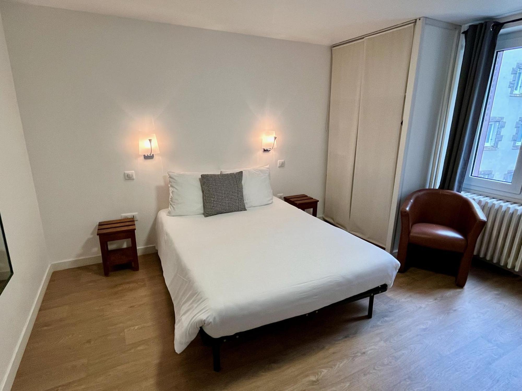 Hotel Restaurant Le Clos Besse-et-Saint-Anastaise Phòng bức ảnh