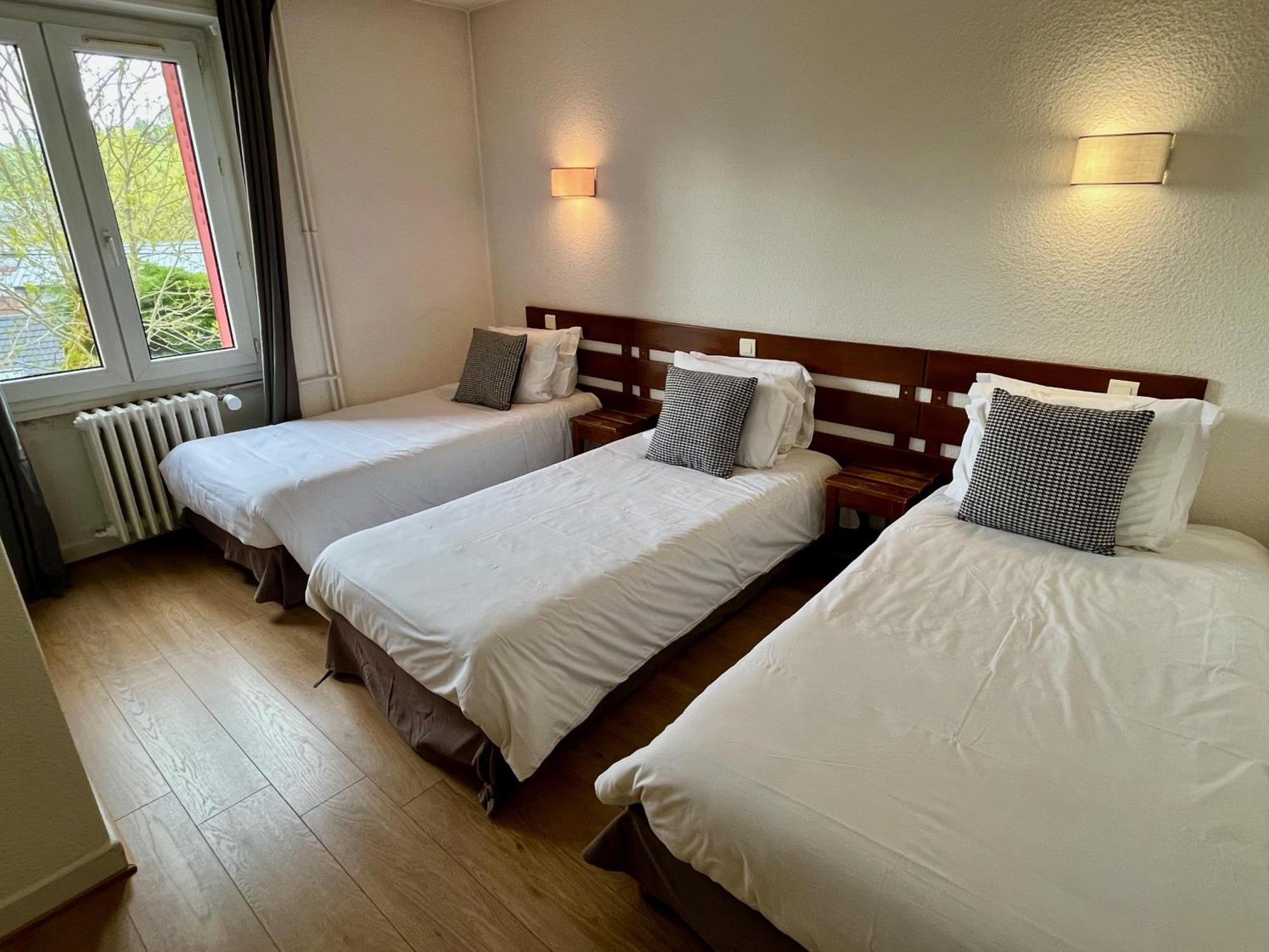 Hotel Restaurant Le Clos Besse-et-Saint-Anastaise Phòng bức ảnh