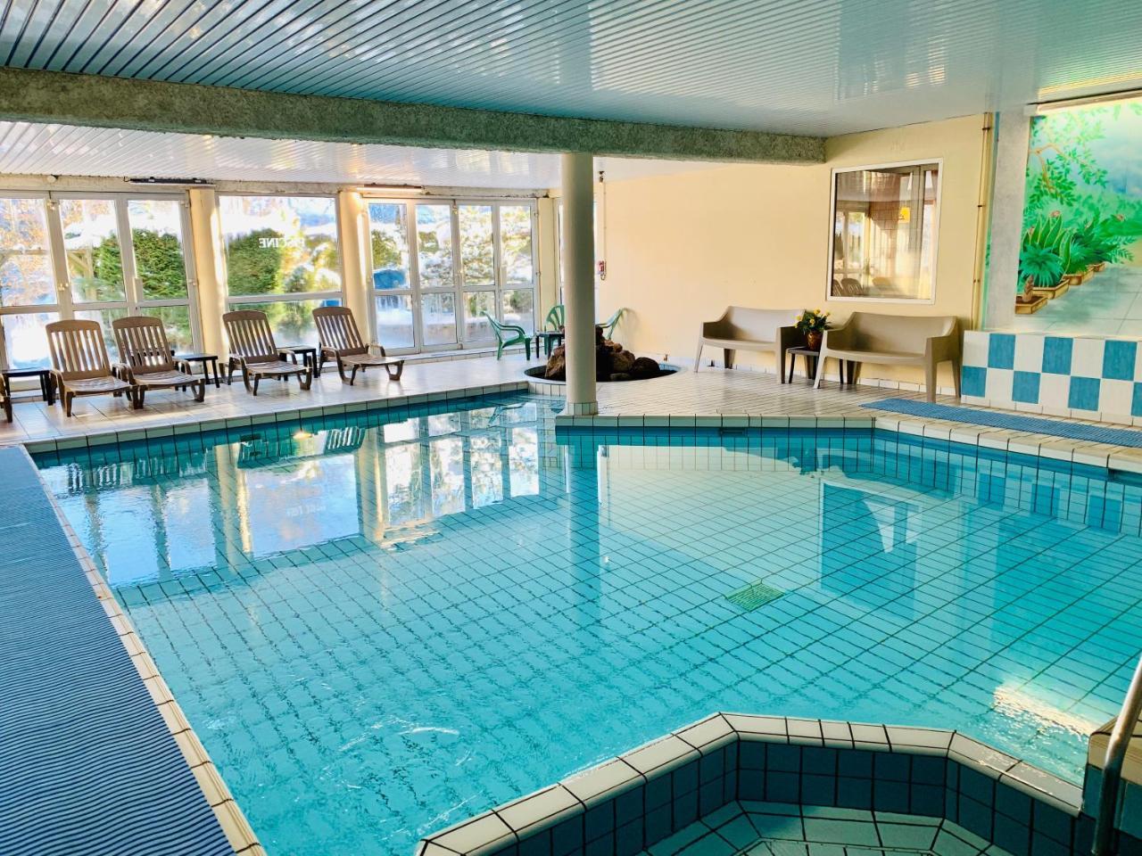 Hotel Restaurant Le Clos Besse-et-Saint-Anastaise Ngoại thất bức ảnh